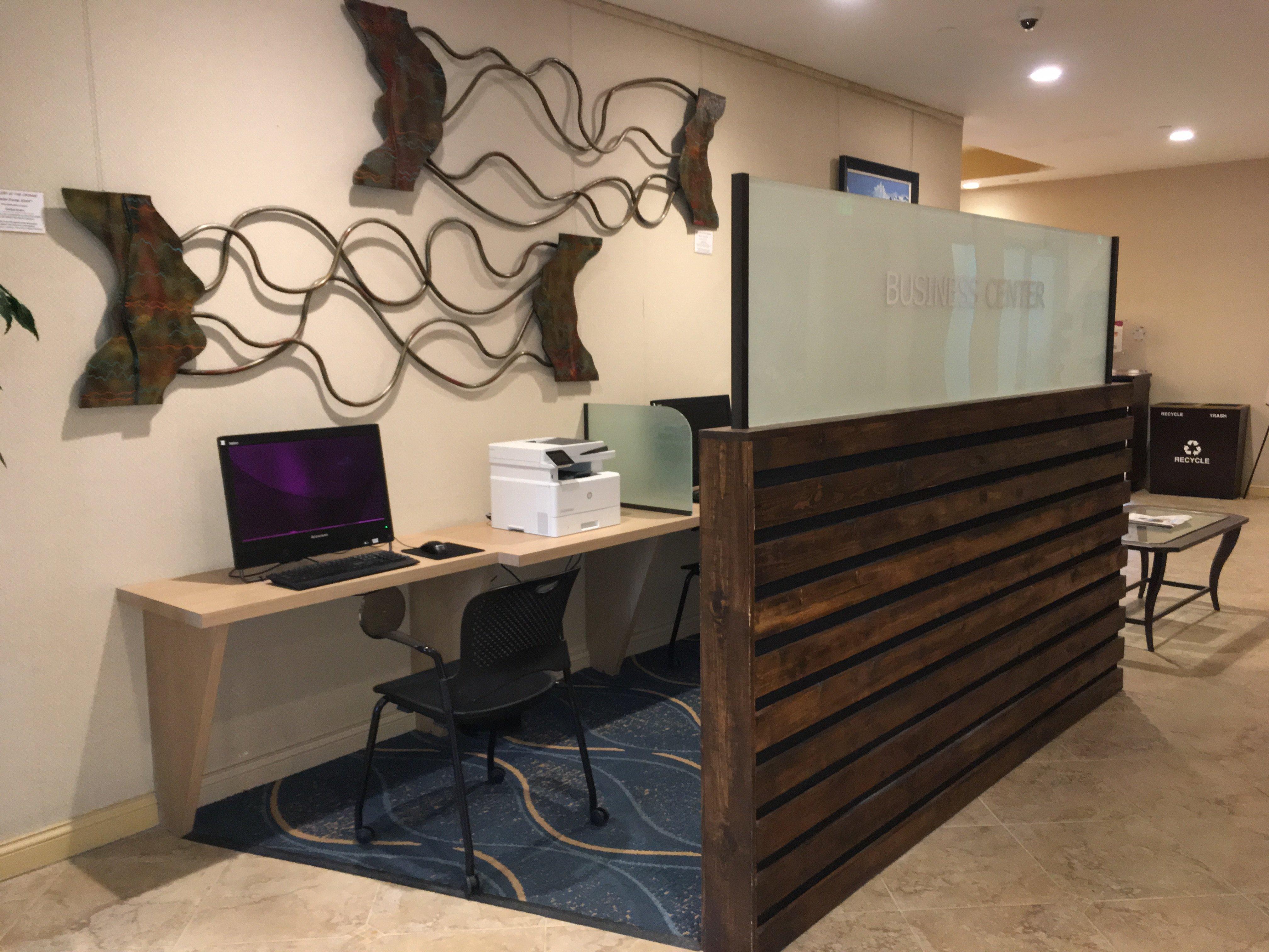Crowne Plaza Ventura Beach By Ihg Esterno foto