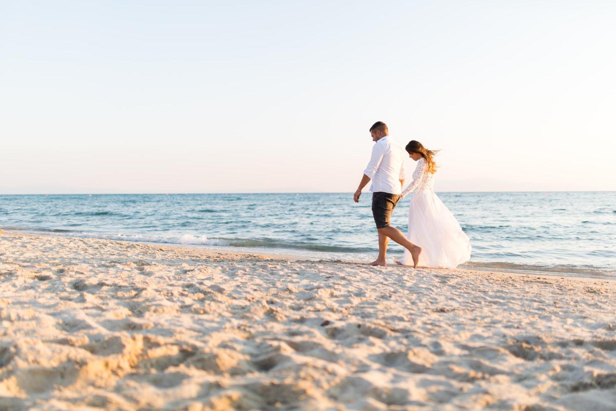 Crowne Plaza Ventura Beach By Ihg Esterno foto