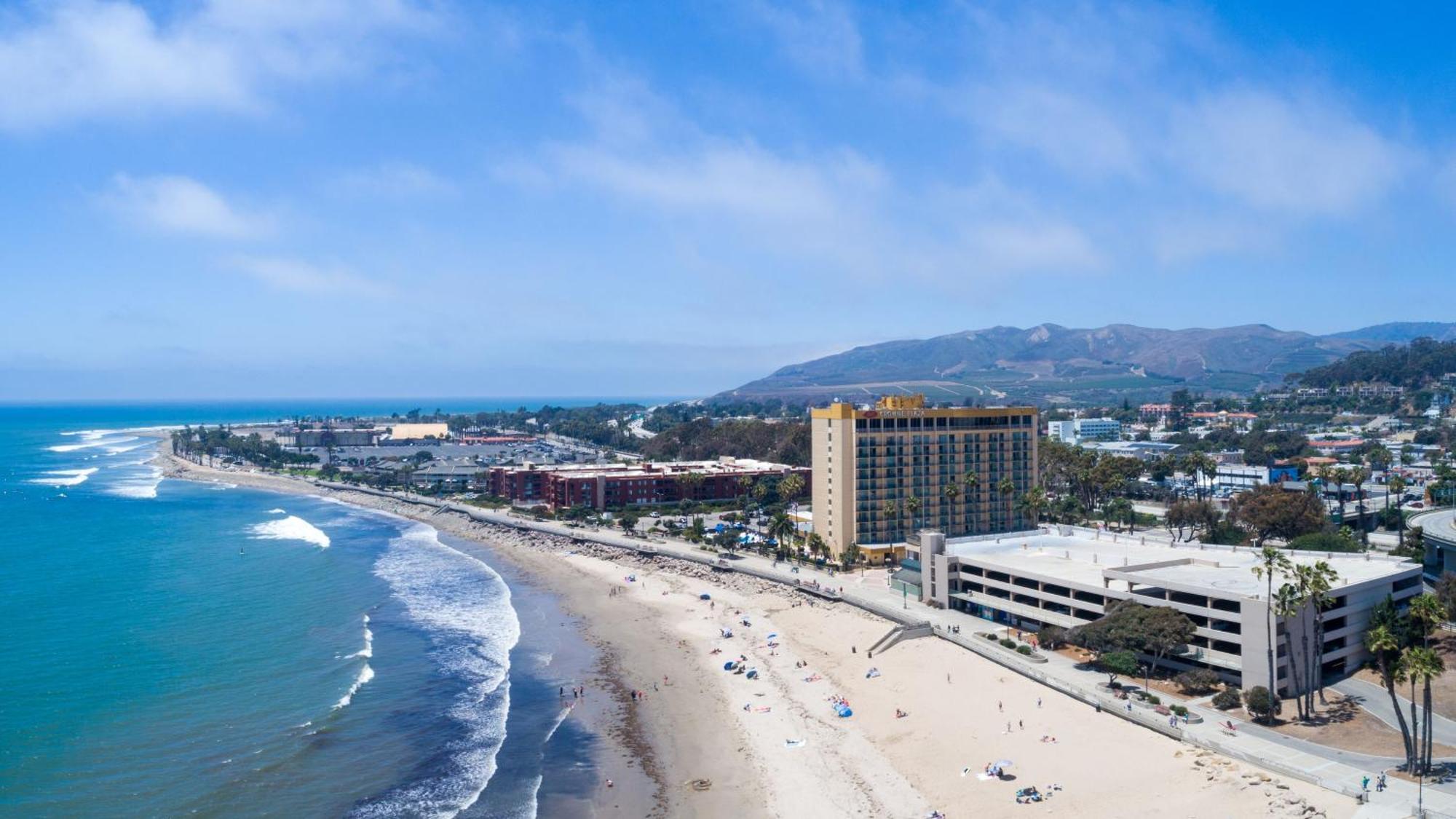 Crowne Plaza Ventura Beach By Ihg Esterno foto